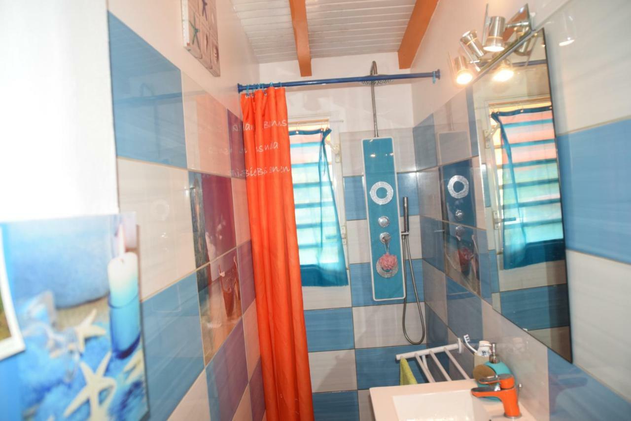 Passion Caraibes Apartment Сейнт Клод Екстериор снимка